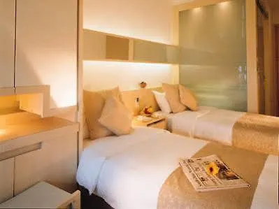 Rambler Garden Hotel Гонконг 3*,
